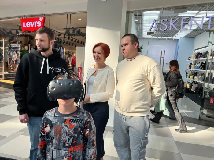 Fh_KT–W53o